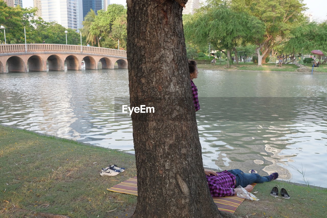 VIEW OF TOURISTS IN CITY