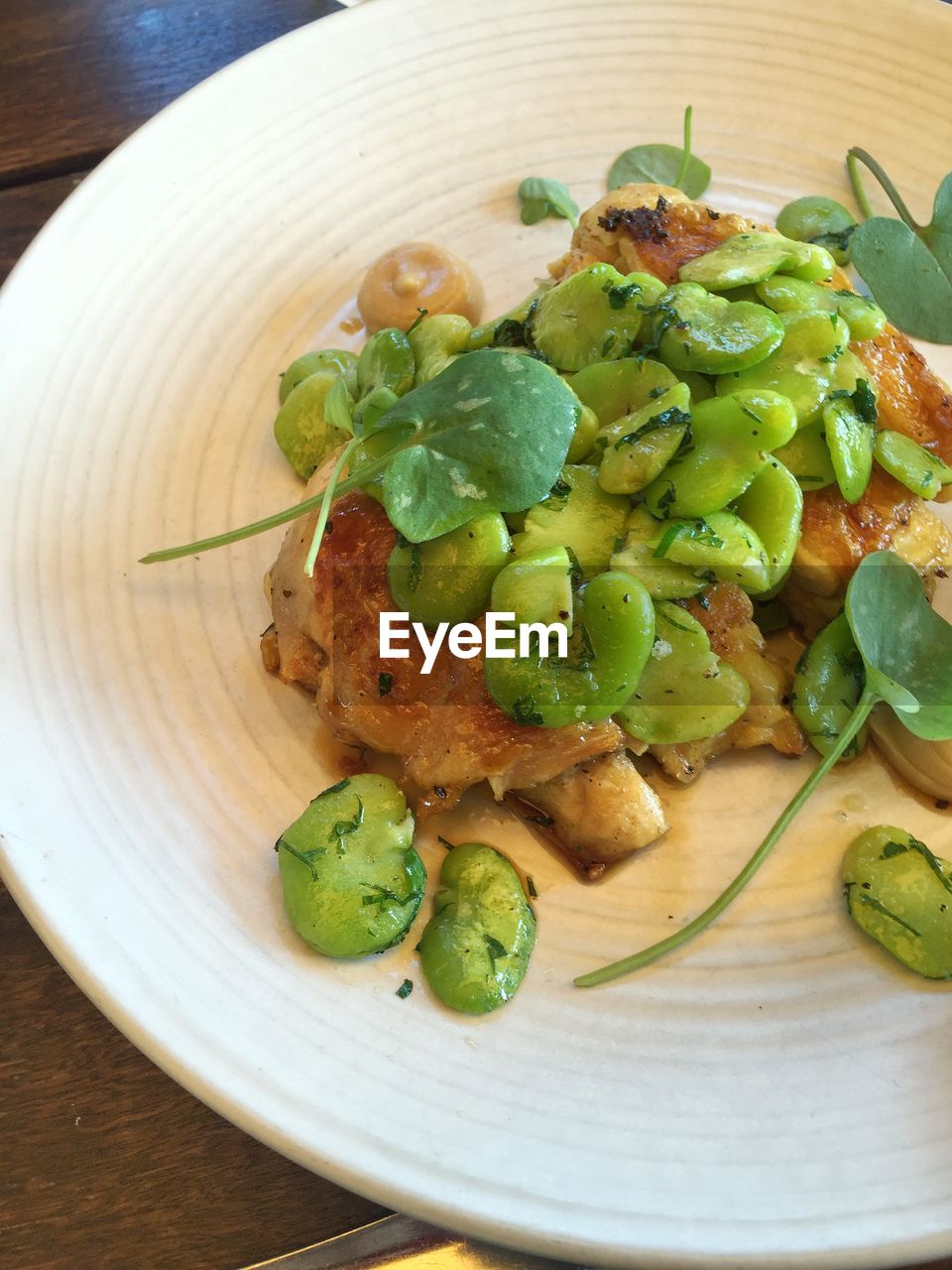 DIRECTLY ABOVE SHOT OF SERVED FOOD