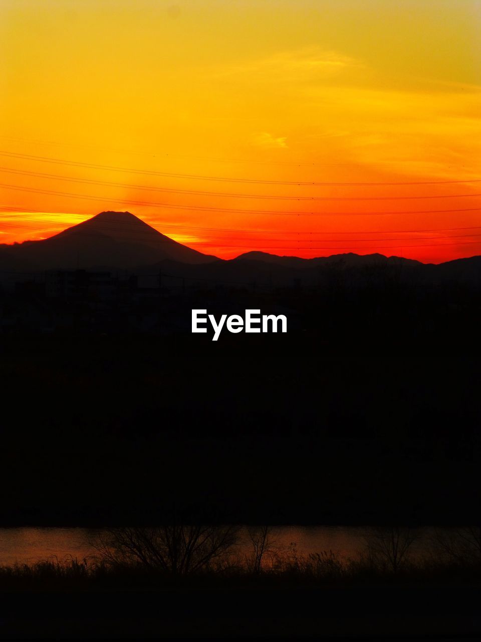 SCENIC VIEW OF MOUNTAIN DURING SUNSET