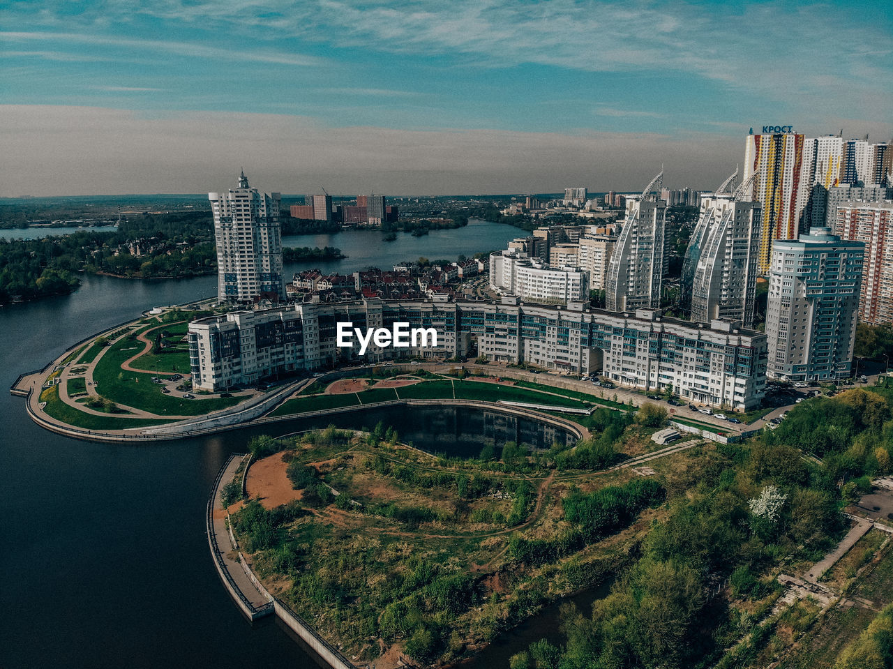 HIGH ANGLE VIEW OF CITY BUILDINGS AGAINST SKY