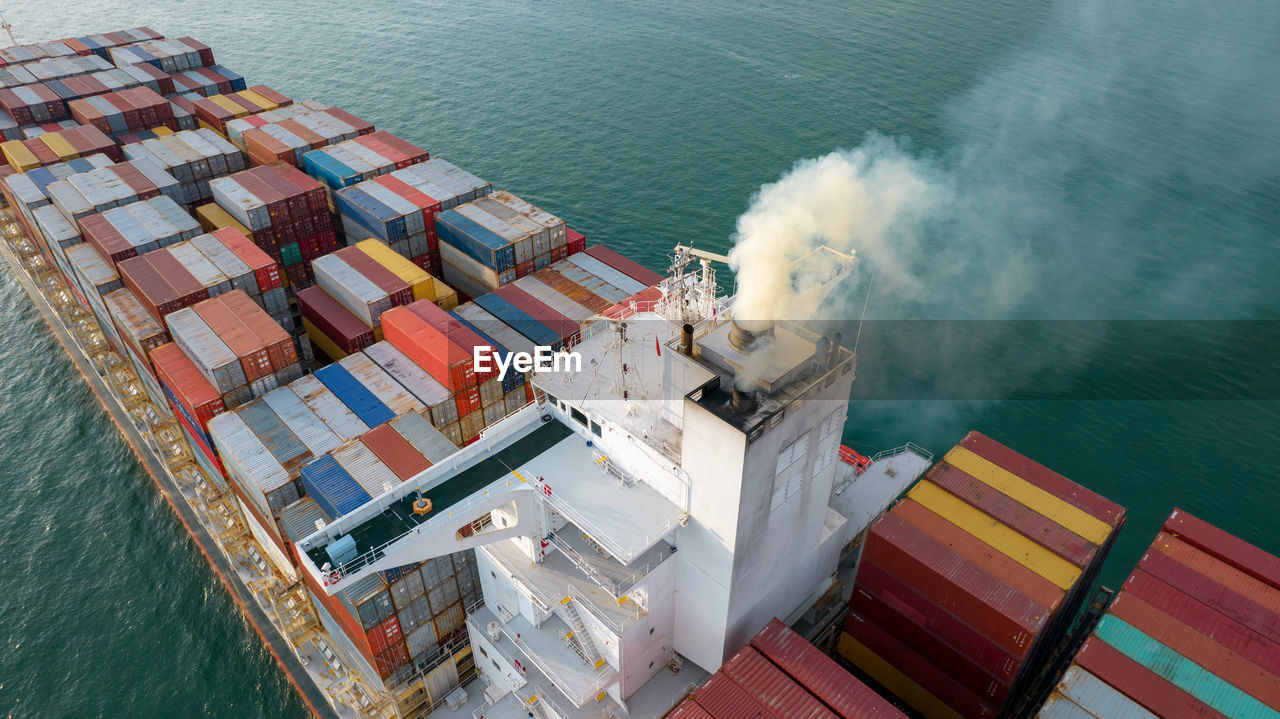 Smoke exhaust gas emissions from cargo lagre ship ,marine diesel enginse exhaust gas 