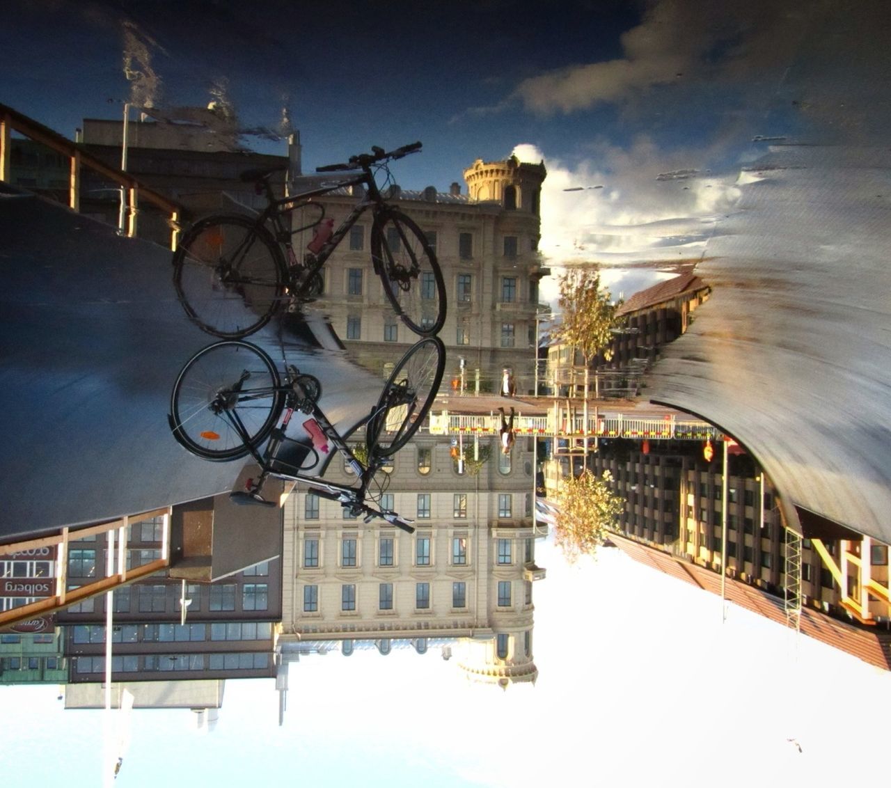 LOW ANGLE VIEW OF BUILDINGS AGAINST SKY