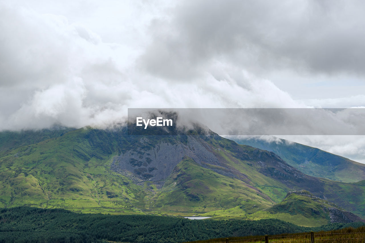 View at yr wyddfa - snowdon. highest mountain range in wales. snowdonia national park. uk.