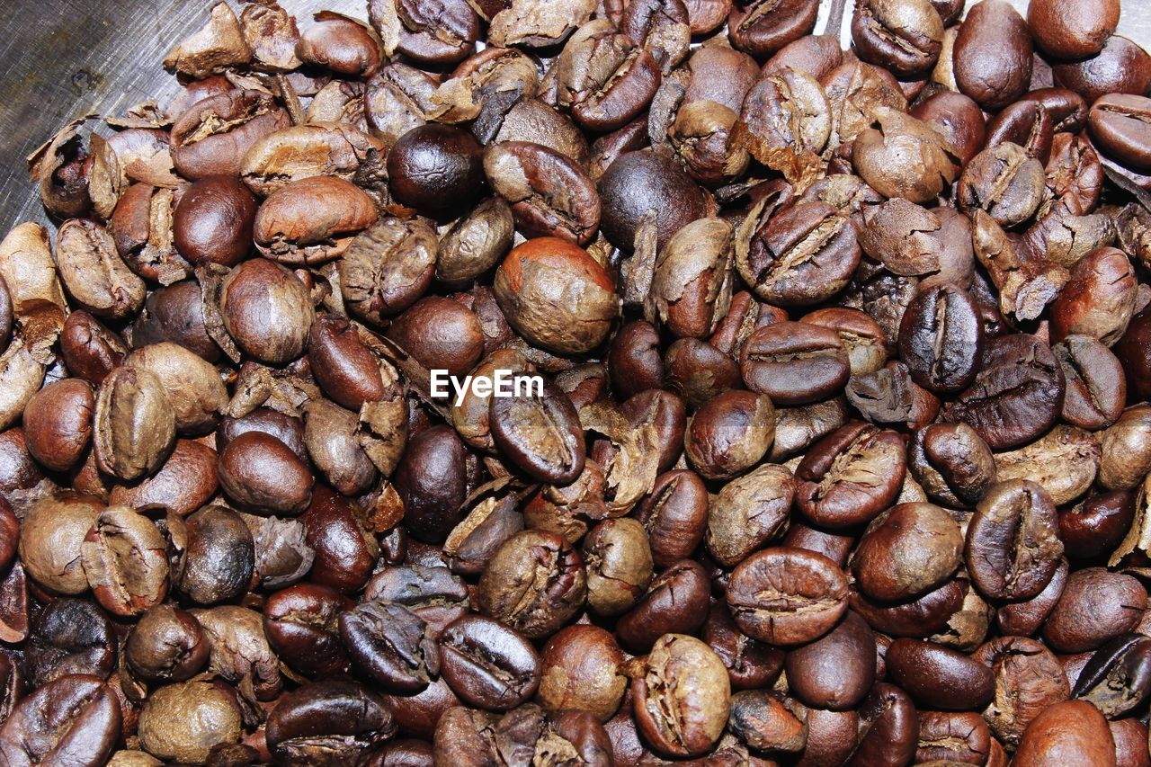 food and drink, food, coffee, freshness, large group of objects, brown, roasted coffee bean, abundance, still life, drink, close-up, no people, full frame, backgrounds, high angle view, indoors, roasted, wellbeing, healthy eating, directly above