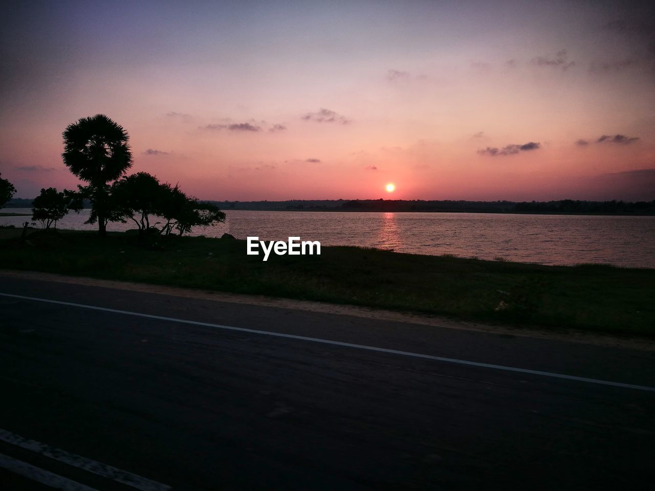 SCENIC VIEW OF SEA DURING SUNSET