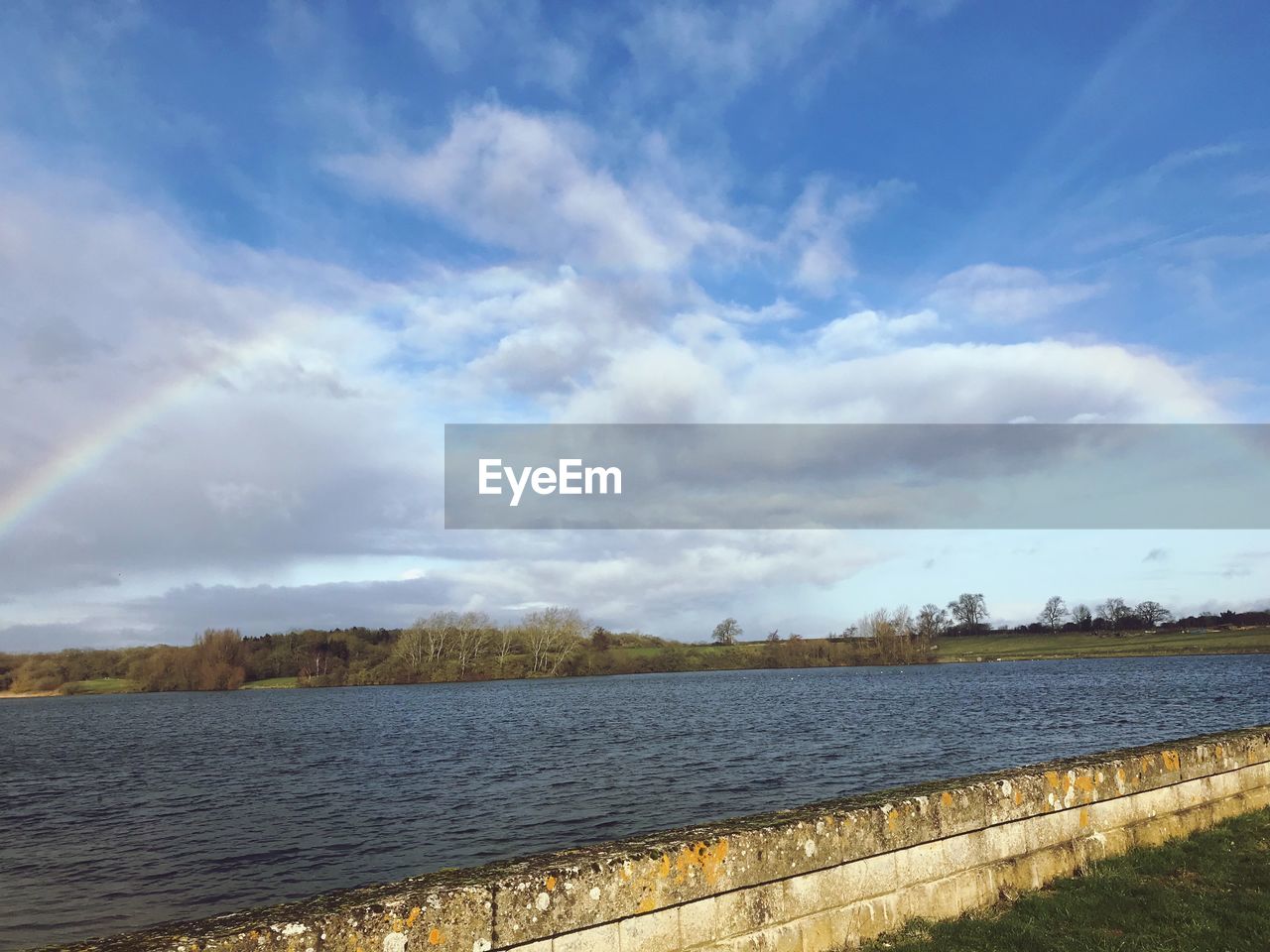 PANORAMIC VIEW OF BEACH AGAINST SKY