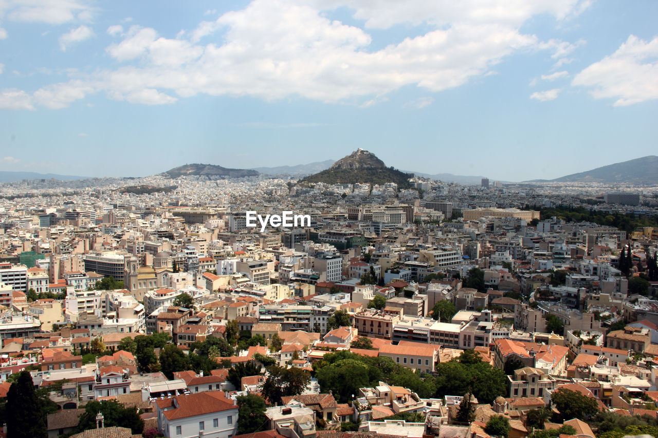 Aerial view of buildings in city