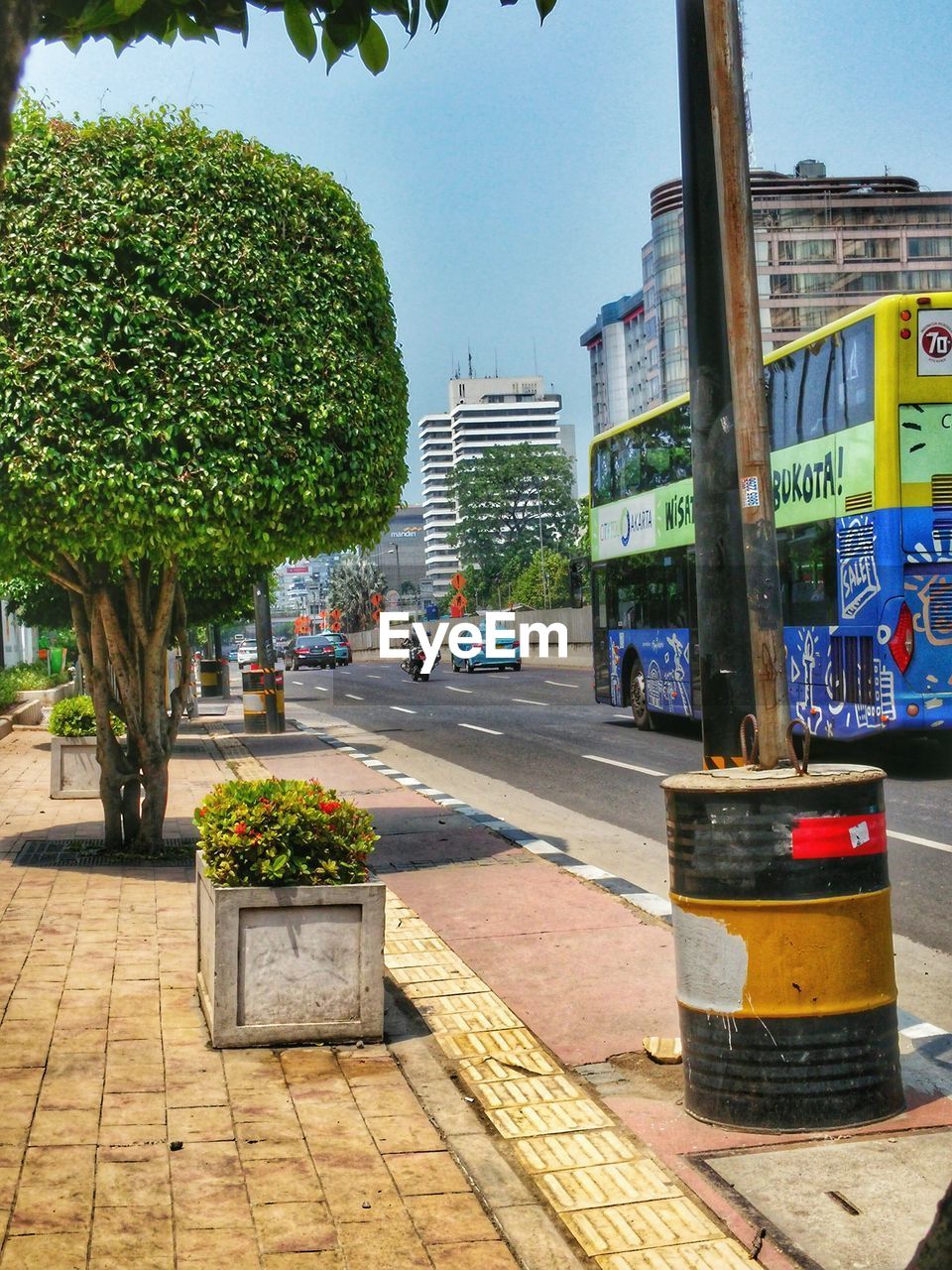 VIEW OF ROAD IN CITY