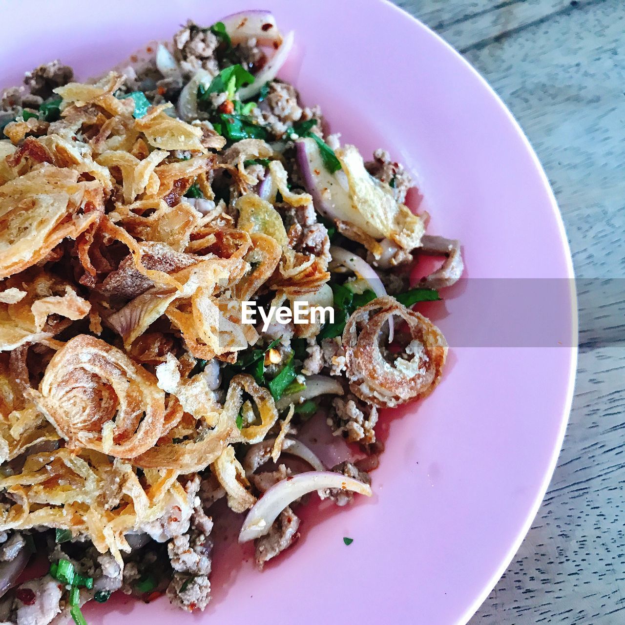 CLOSE-UP OF FOOD SERVED ON PLATE