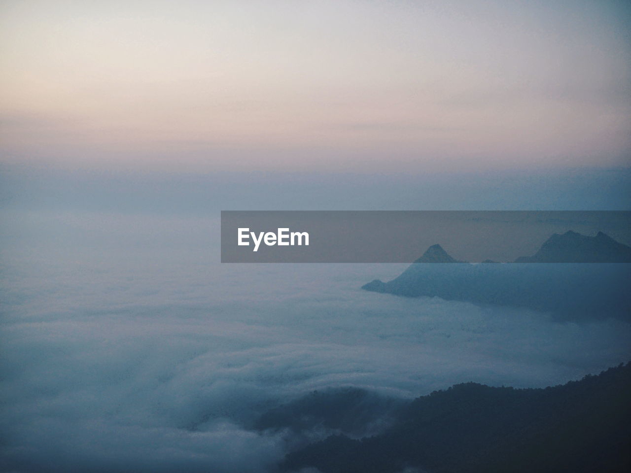 Scenic view of cloudscape against sky during sunset