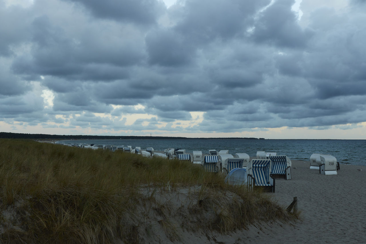 PANORAMIC SHOT OF BEACH AGAINST SKY