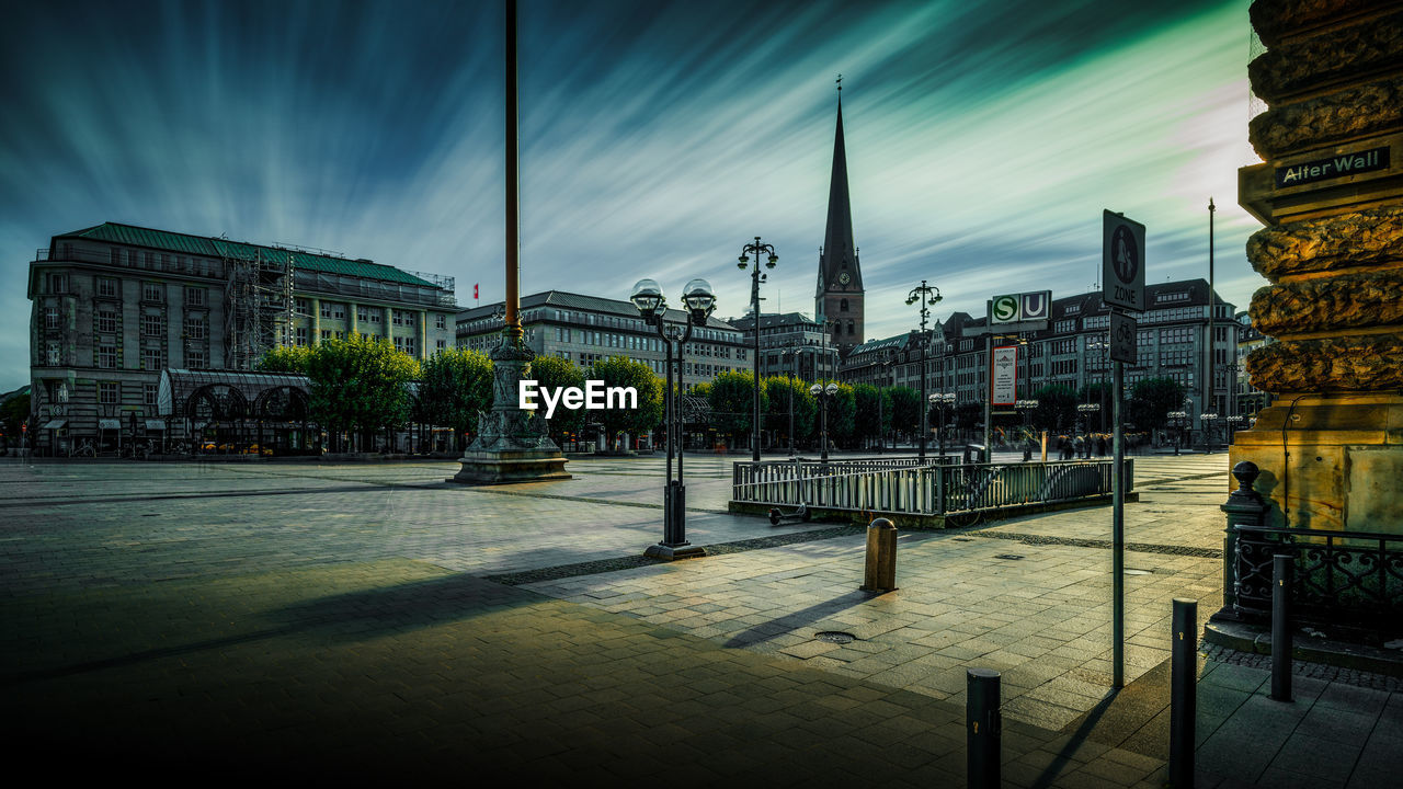 Large square in front of hamburg's town hall