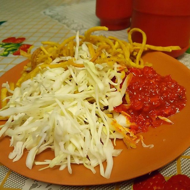 CLOSE-UP OF SERVED FOOD IN PLATE