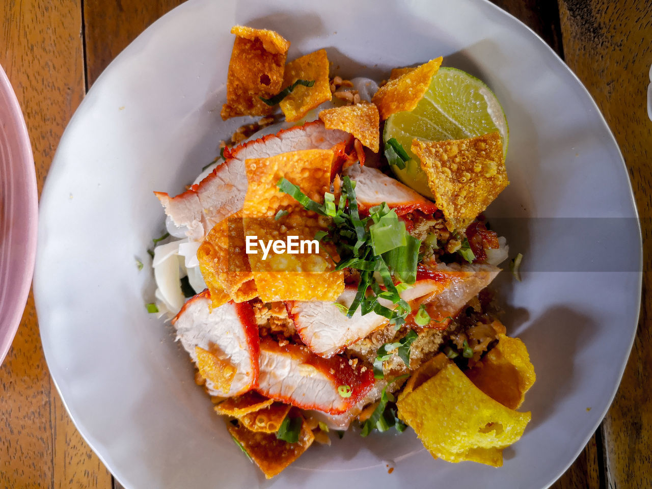 HIGH ANGLE VIEW OF BREAKFAST ON TABLE