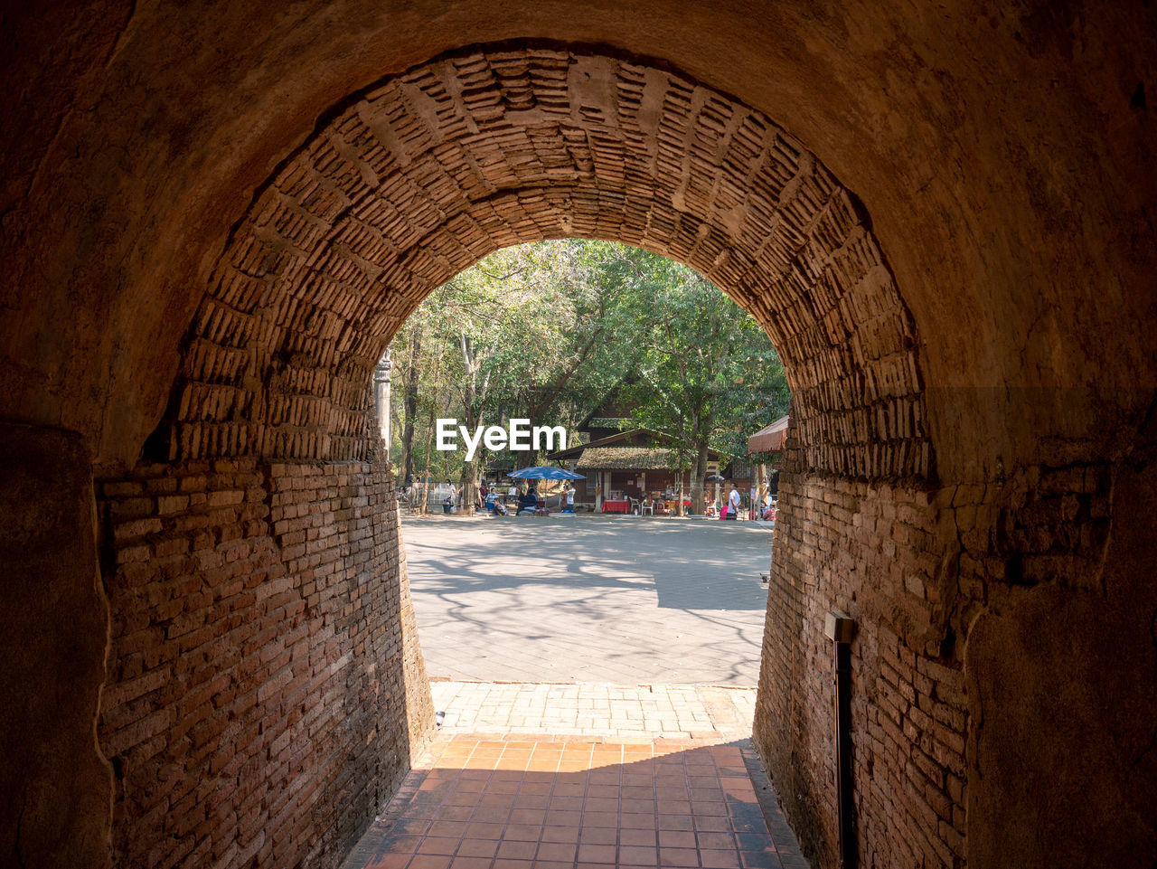 ARCHWAY IN OLD BUILDING