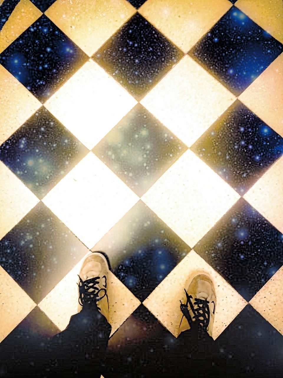 FULL FRAME SHOT OF TILED FLOOR