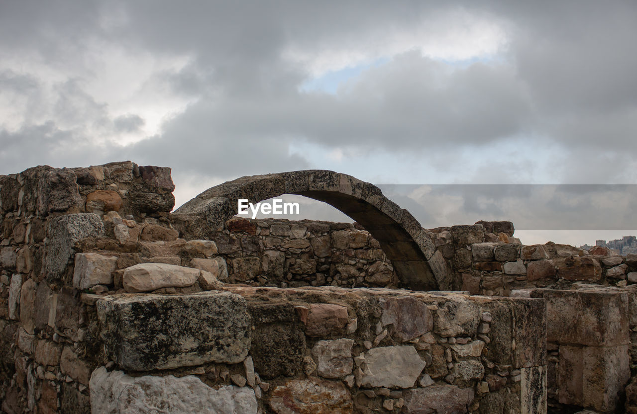 OLD RUIN AGAINST SKY