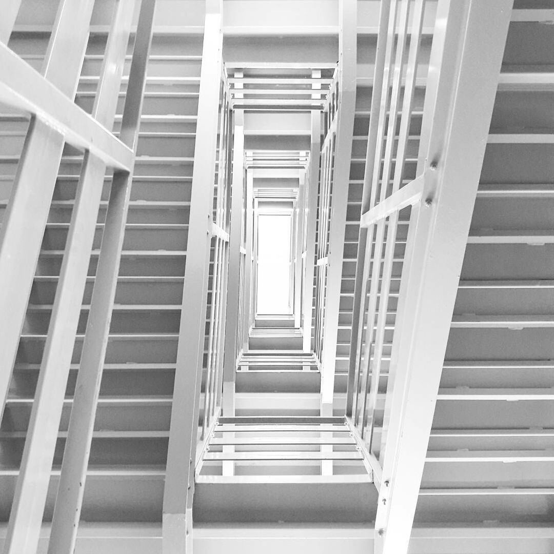 STAIRCASE IN BUILDING