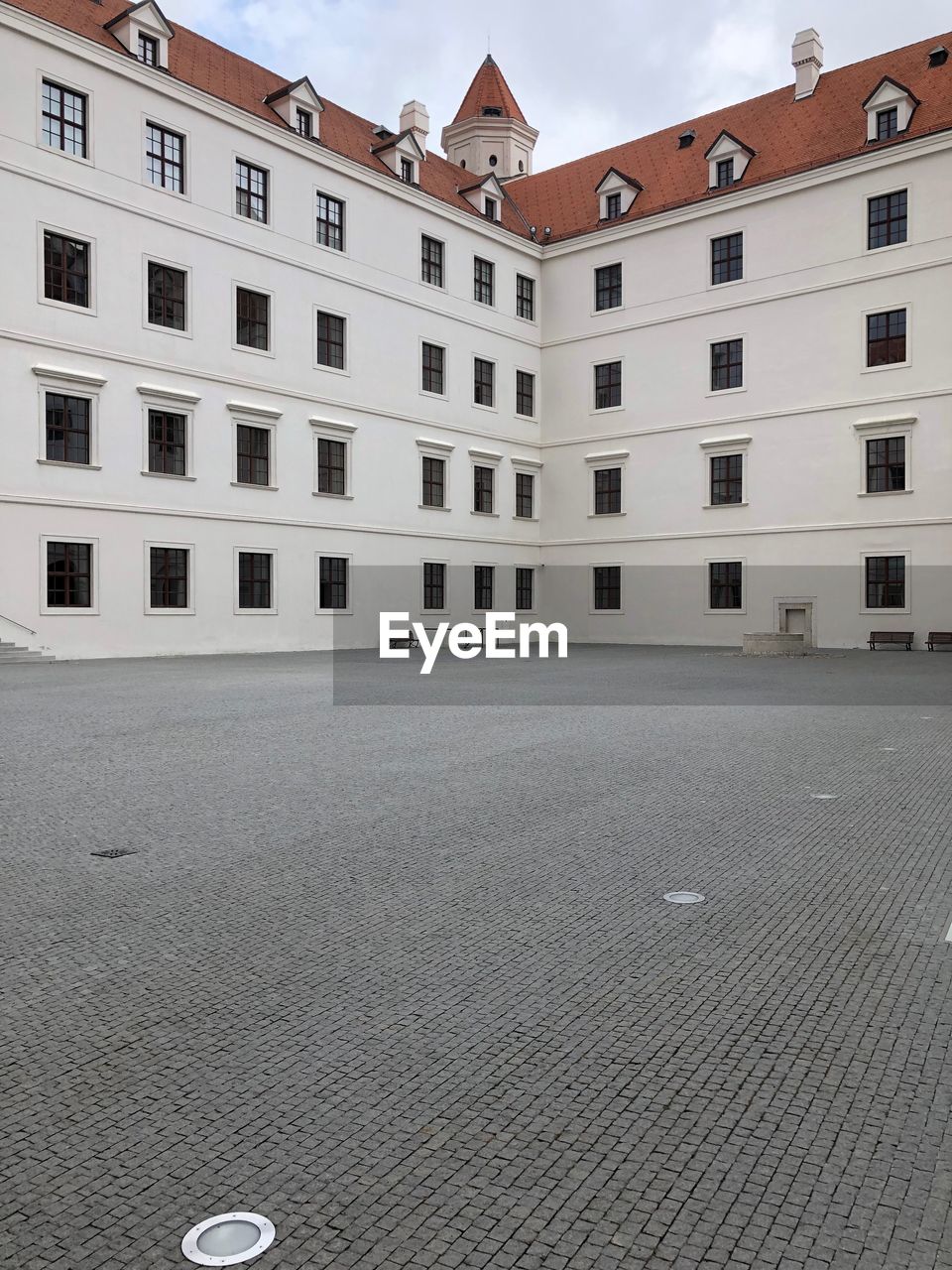 STREET BY BUILDINGS IN TOWN