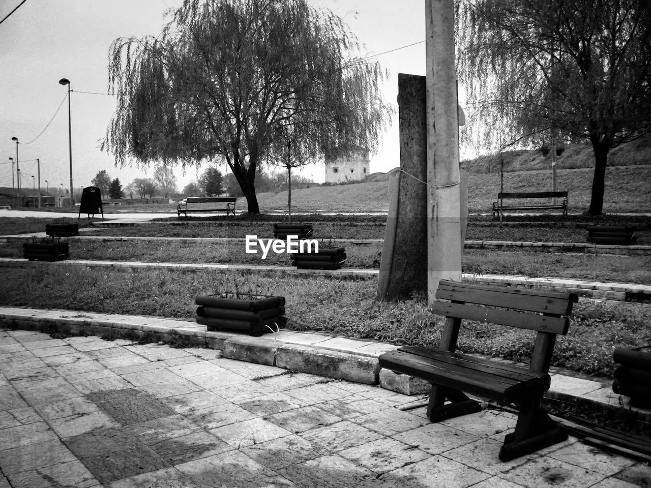 Empty bench in park