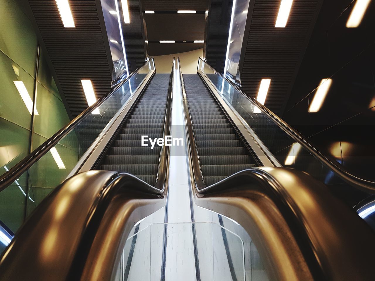 LOW ANGLE VIEW OF ESCALATOR