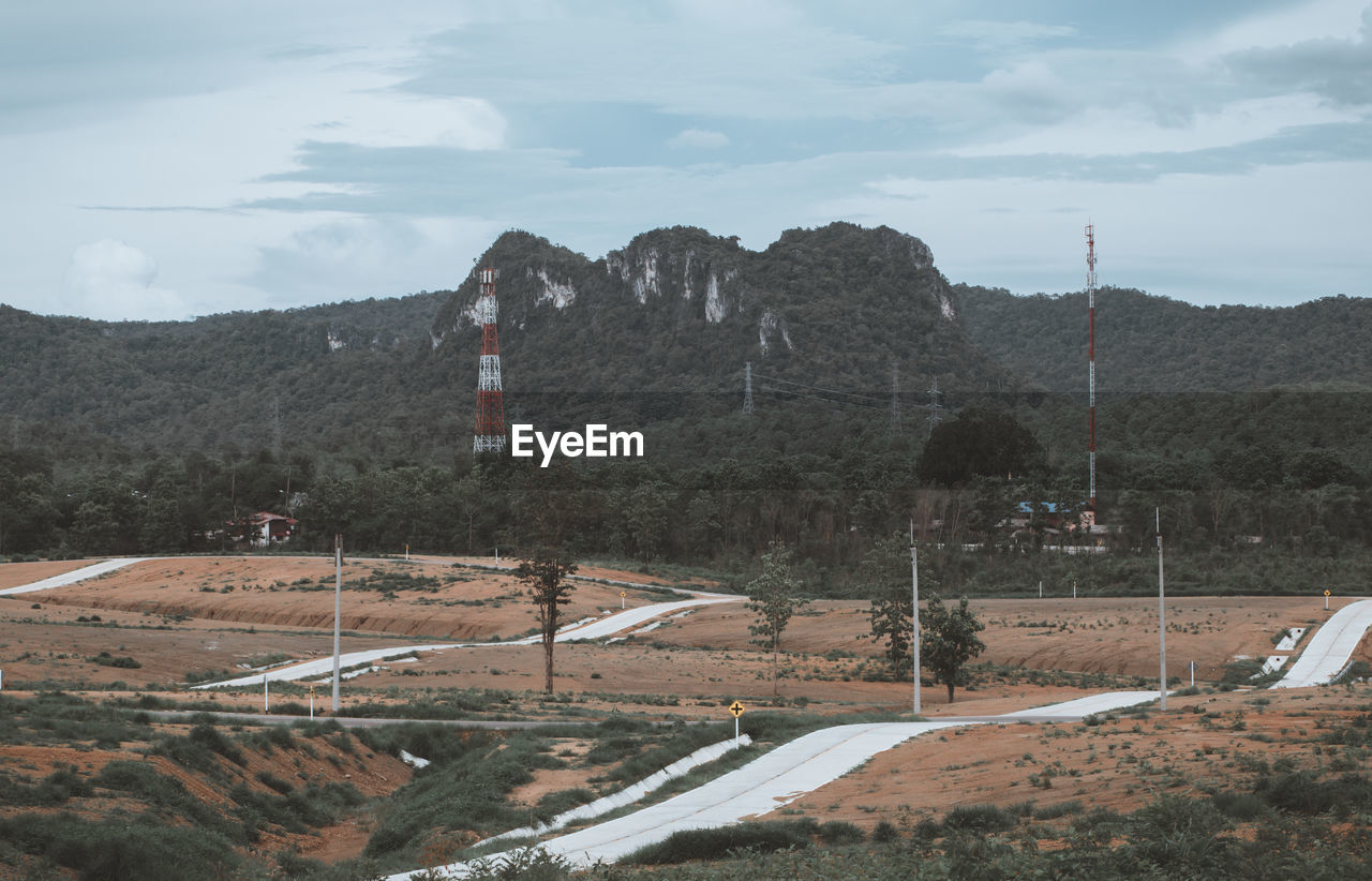 SCENIC VIEW OF MOUNTAIN AGAINST SKY