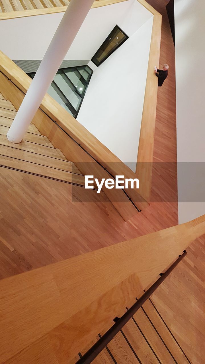 LOW ANGLE VIEW OF HARDWOOD FLOOR