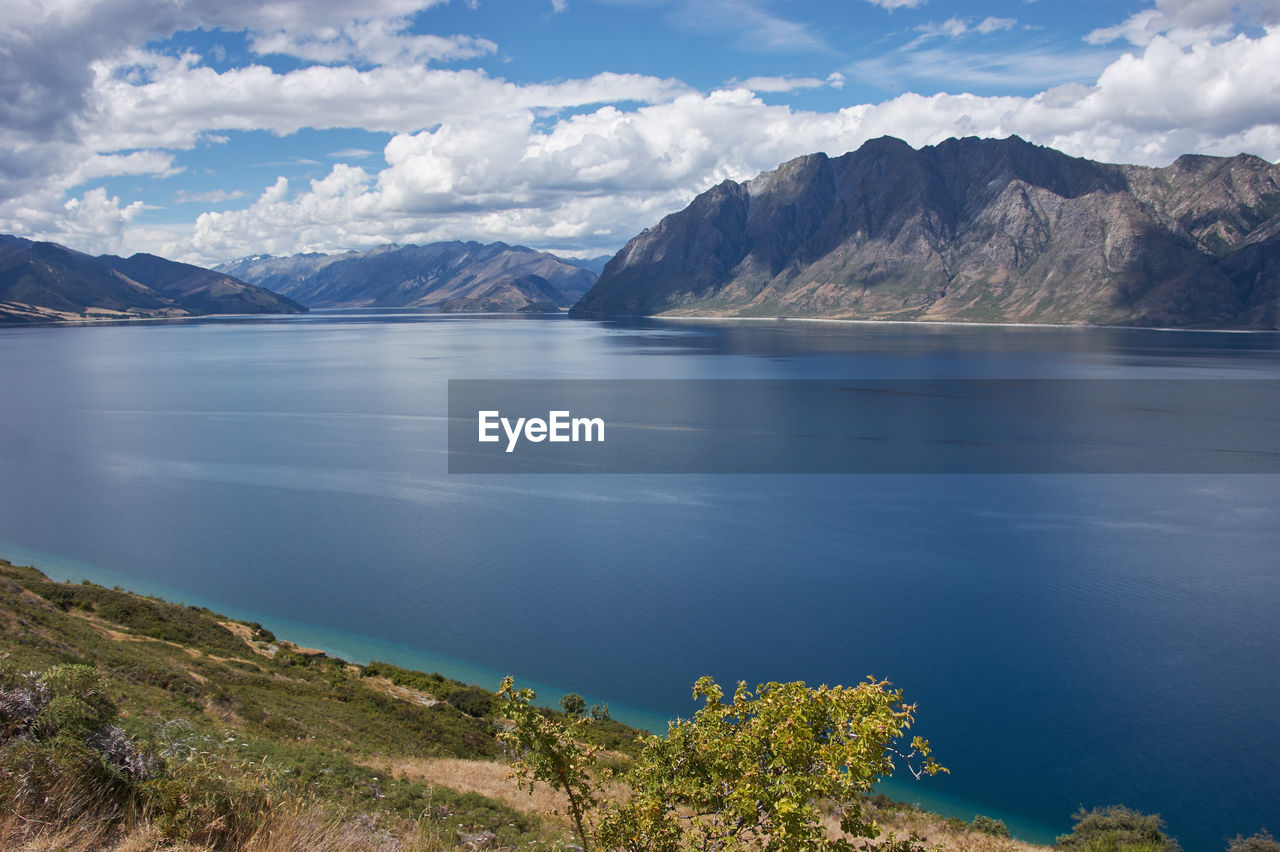 Lake hawea new zealand 