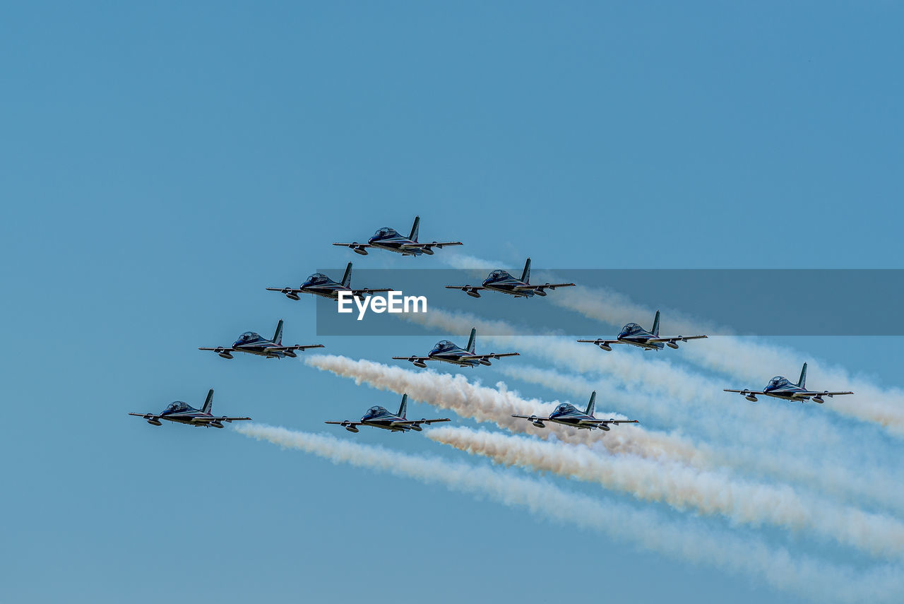 Pattuglia acrobatica nazionale 
frecce  tricolori