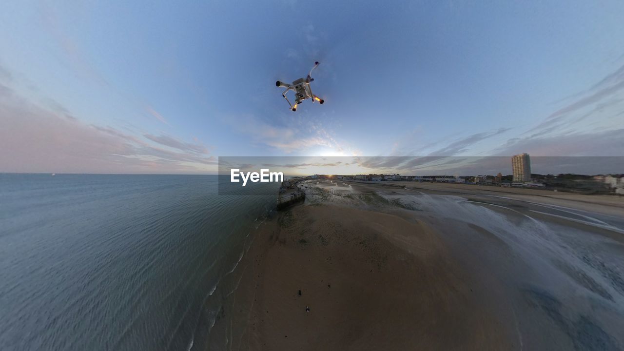 SCENIC VIEW OF BEACH