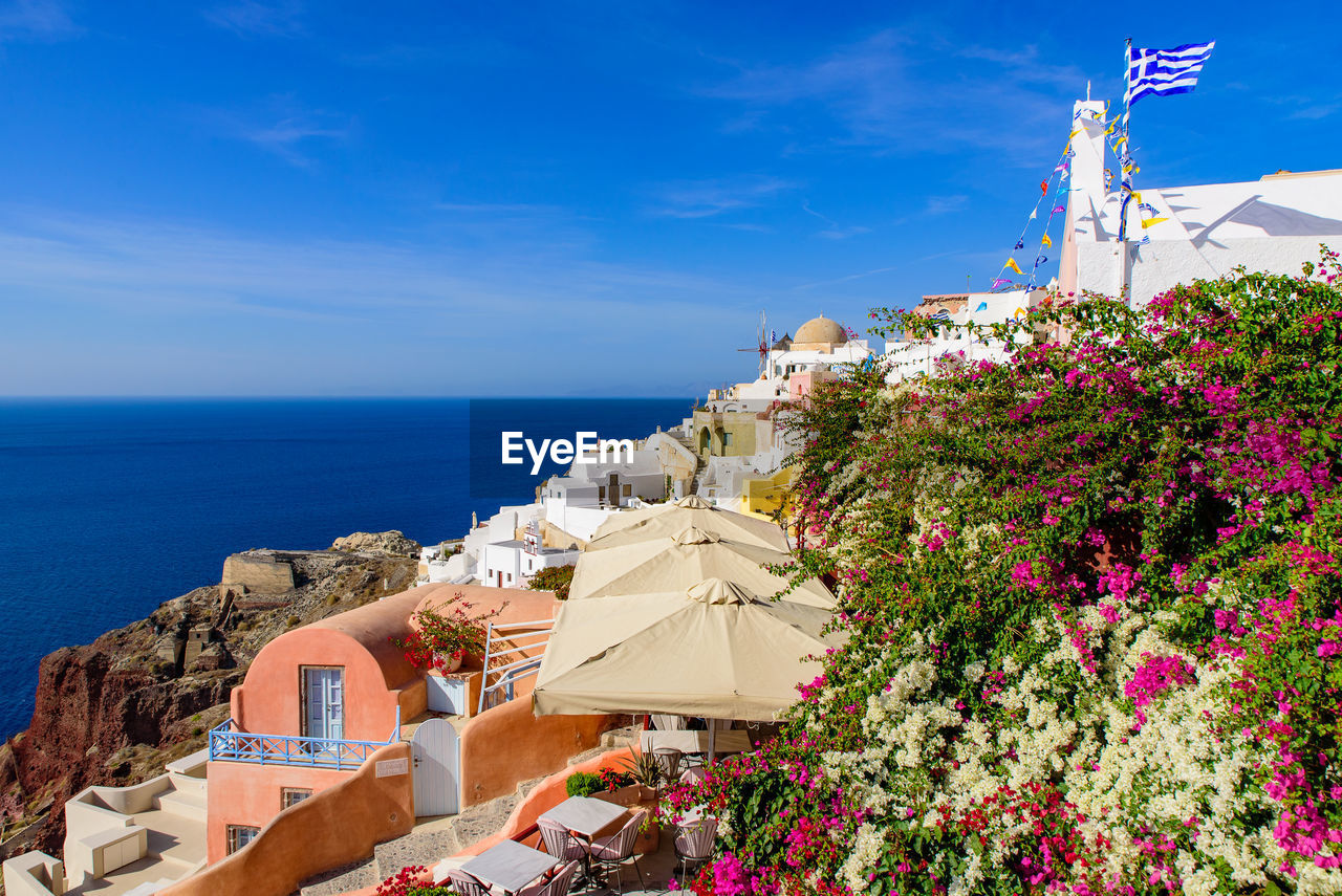 SCENIC VIEW OF SEA AGAINST BLUE SKY