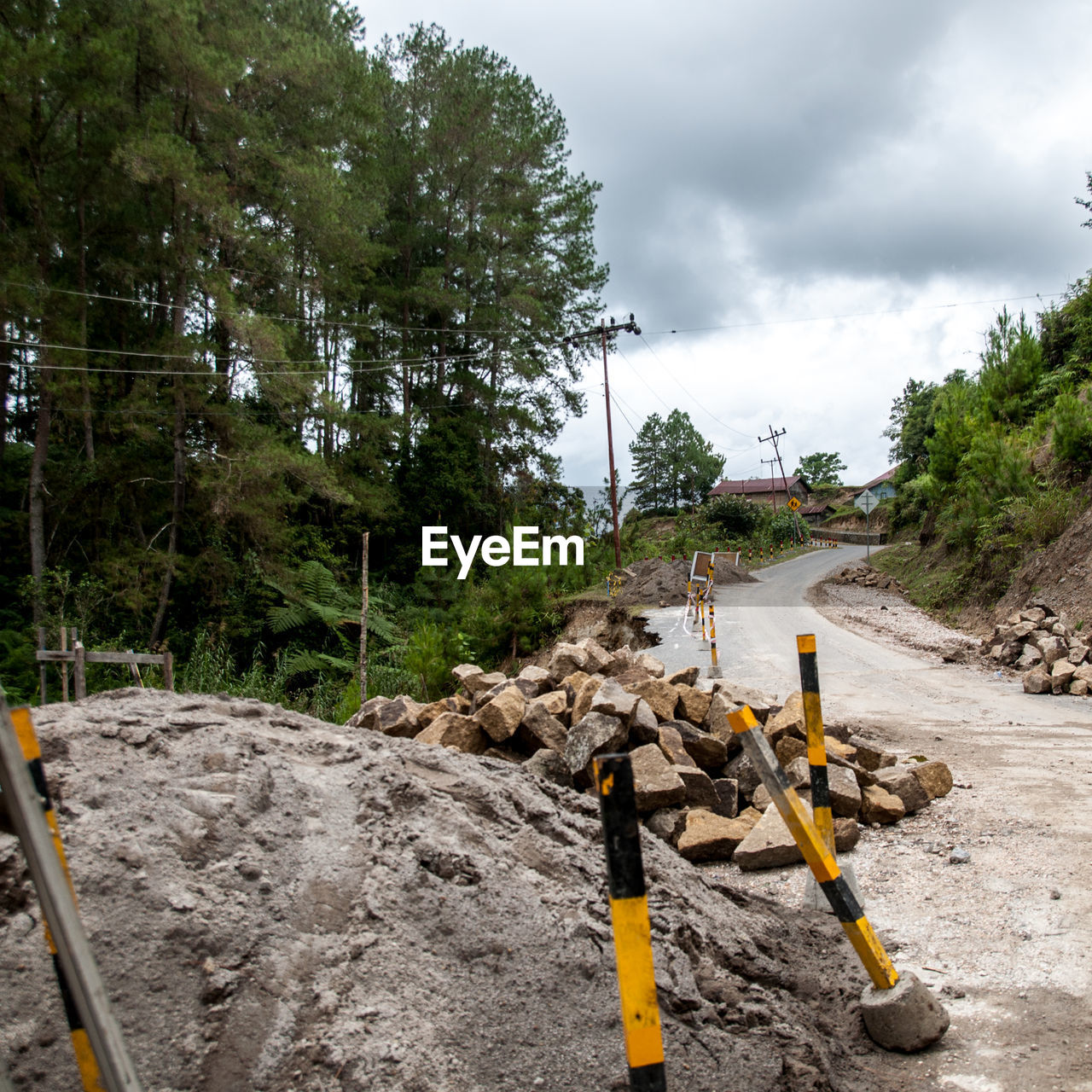 VIEW OF CONSTRUCTION SITE