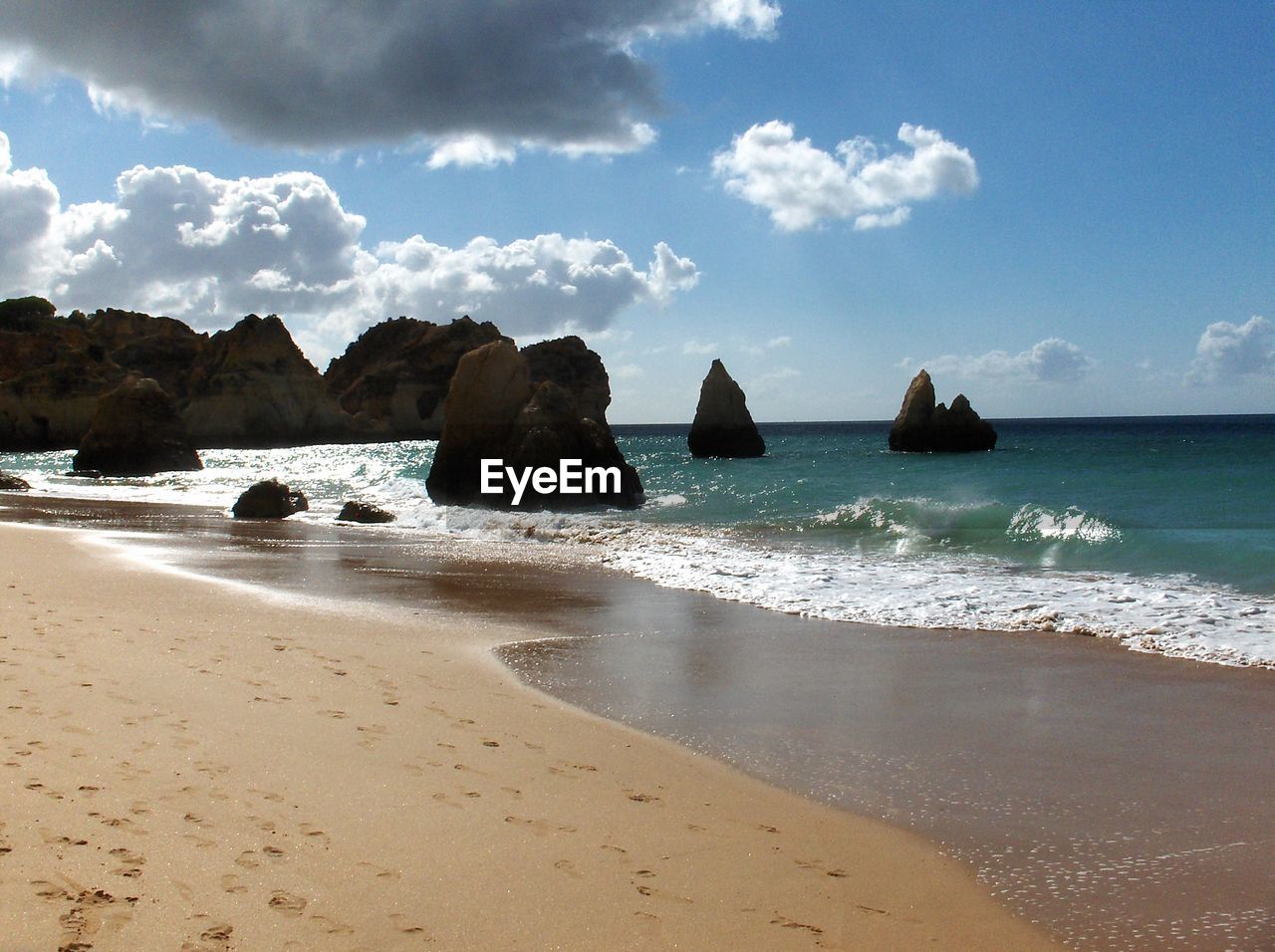 Scenic view of sea against sky