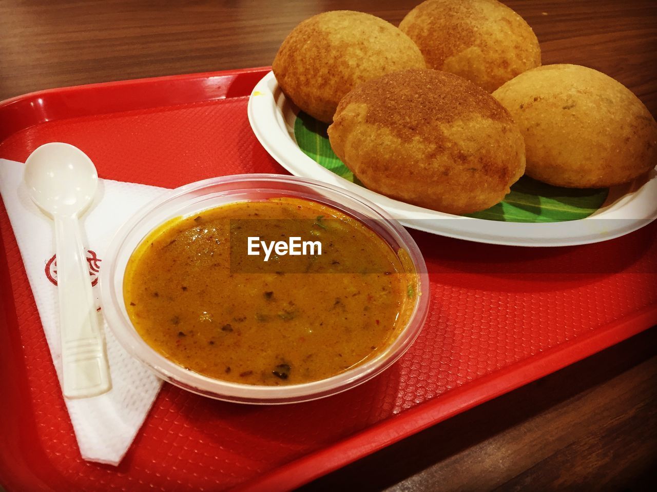 HIGH ANGLE VIEW OF SERVED FOOD IN PLATE