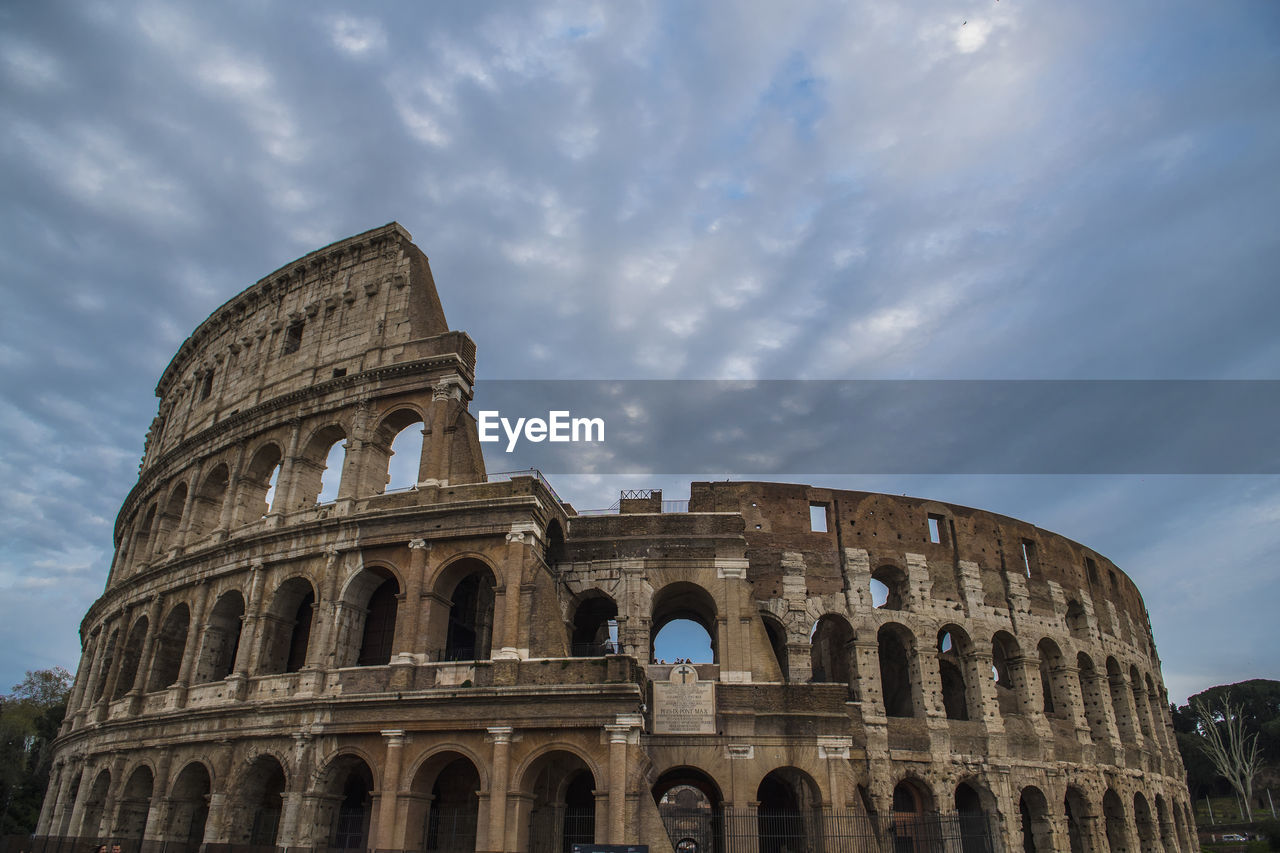 Wide angle shot of the colosseum in rome / italy