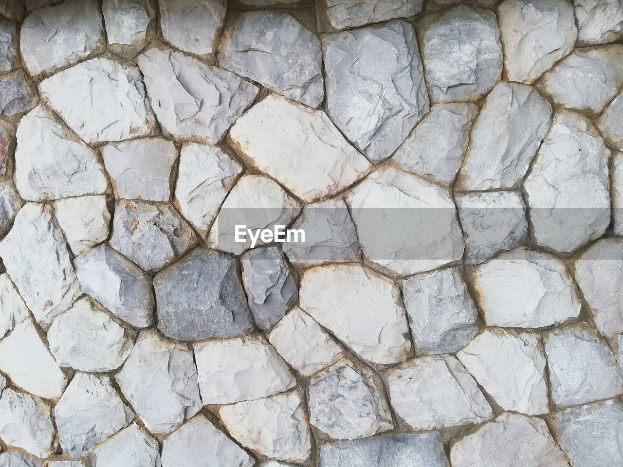 FULL FRAME SHOT OF STONE TILED FLOOR