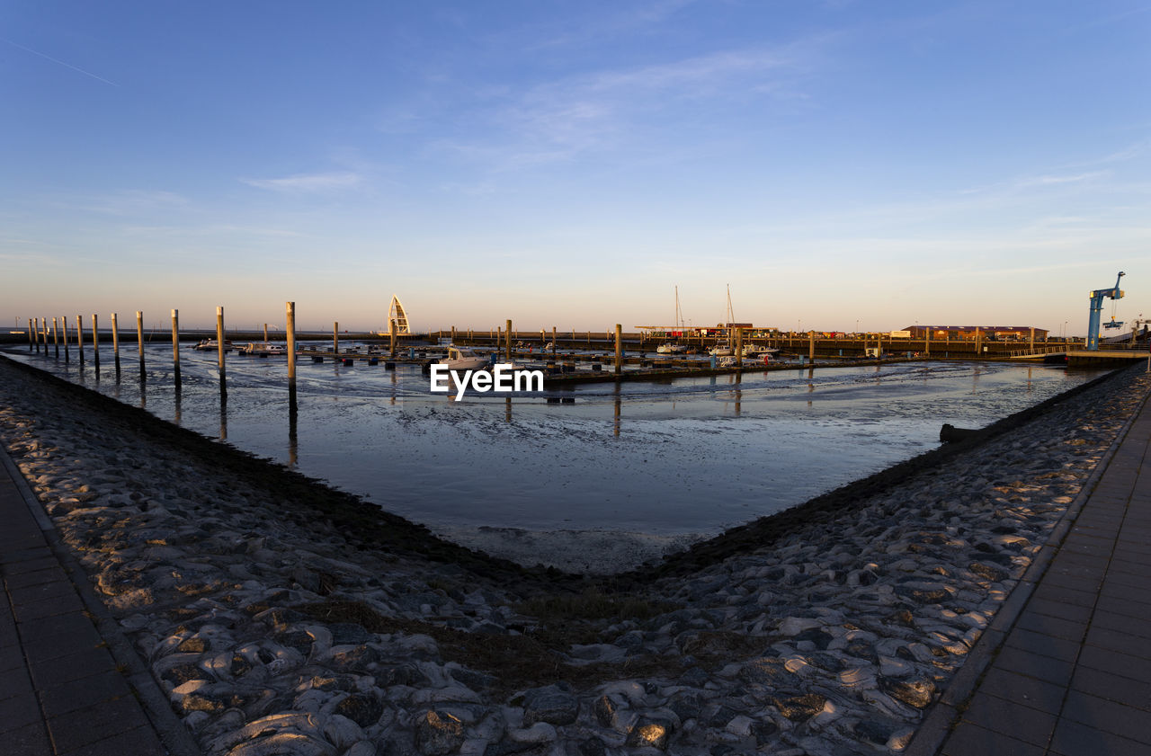 The photo shows a coal terminal in the port of antwerp