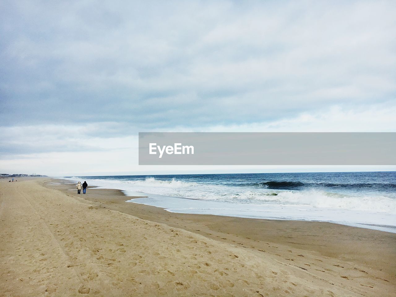 SCENIC VIEW OF BEACH