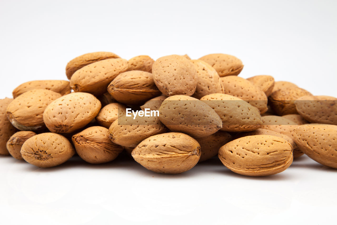 CLOSE-UP OF COOKIES AGAINST GRAY BACKGROUND