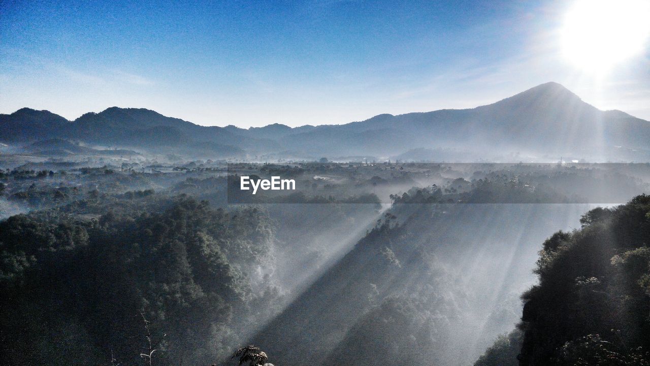 Sunbeam falling on landscape