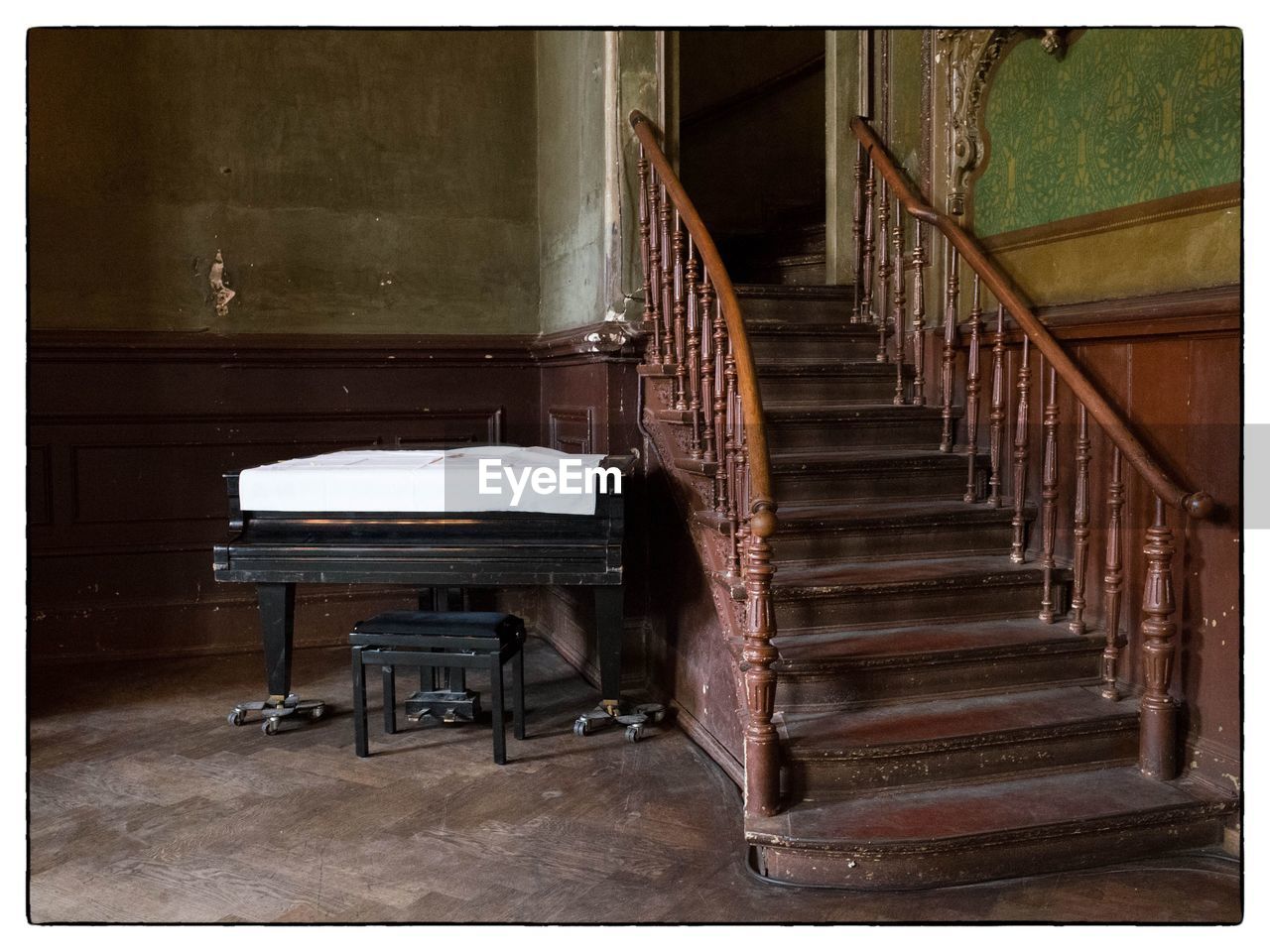 STAIRCASE IN ROOM