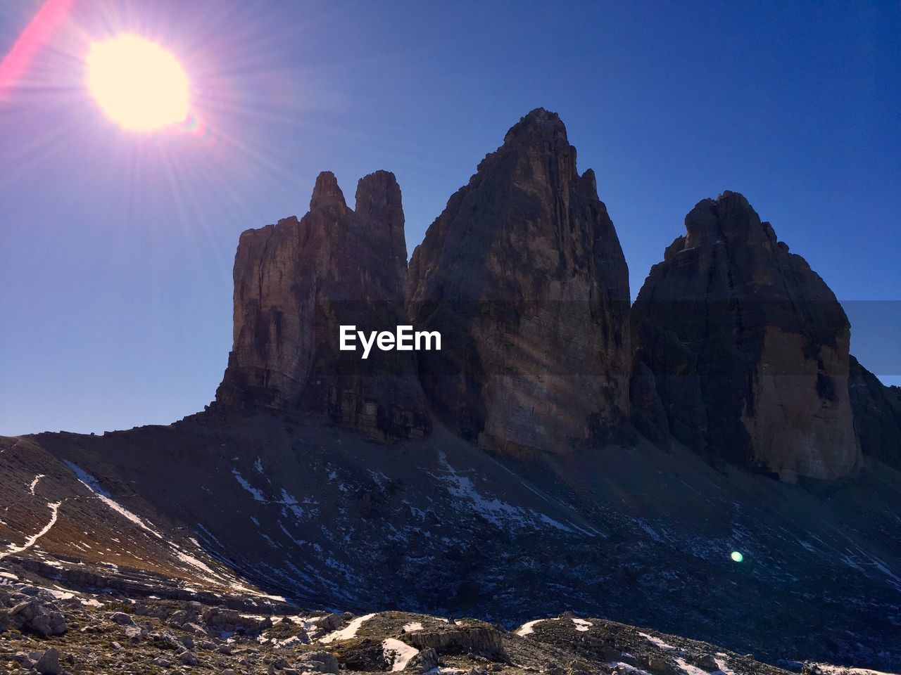 SCENIC VIEW OF MOUNTAINS AGAINST CLEAR SKY