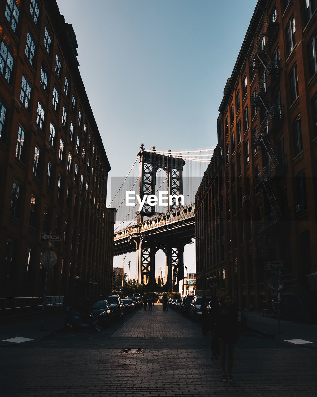 Low angle view of manhattan bridge against clear sky