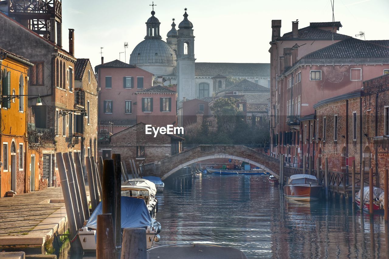 VIEW OF CANAL IN CITY