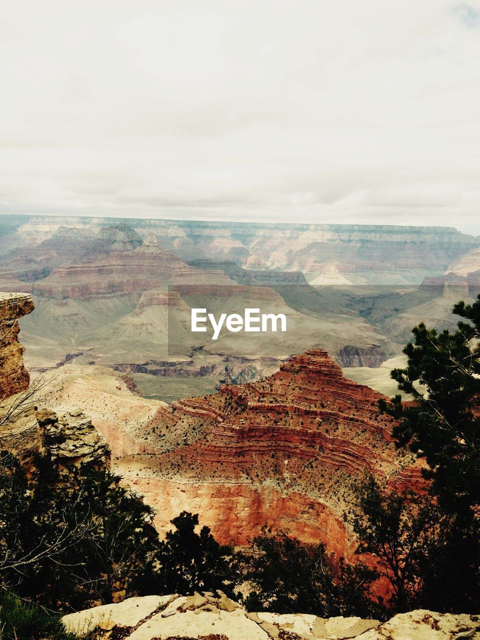 SCENIC VIEW OF MOUNTAINS