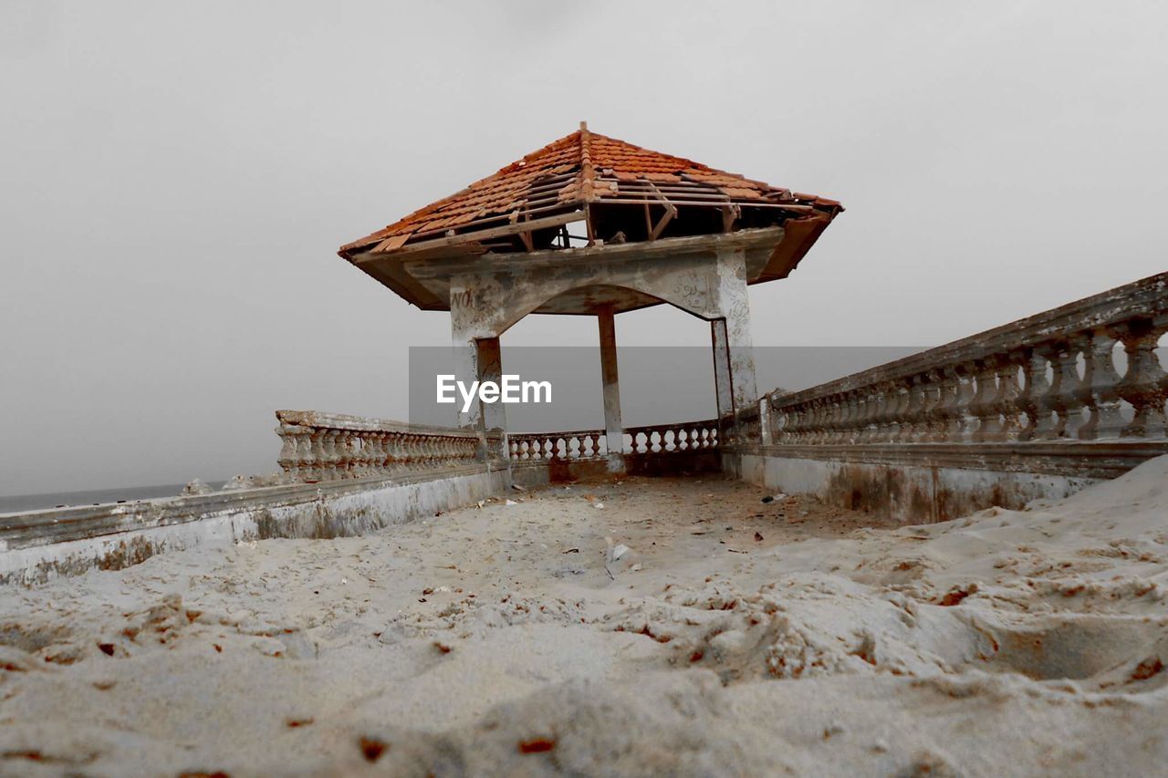 LIFEGUARD HUT ON BEACH