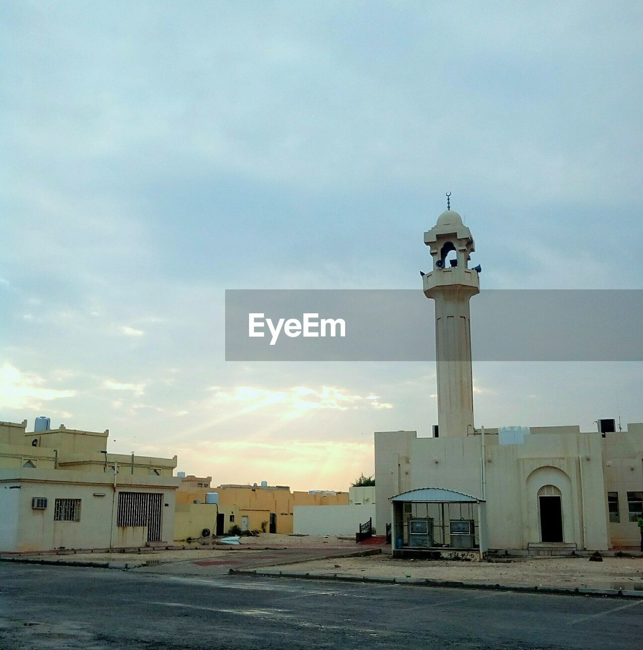 VIEW OF BUILT STRUCTURES AGAINST SKY