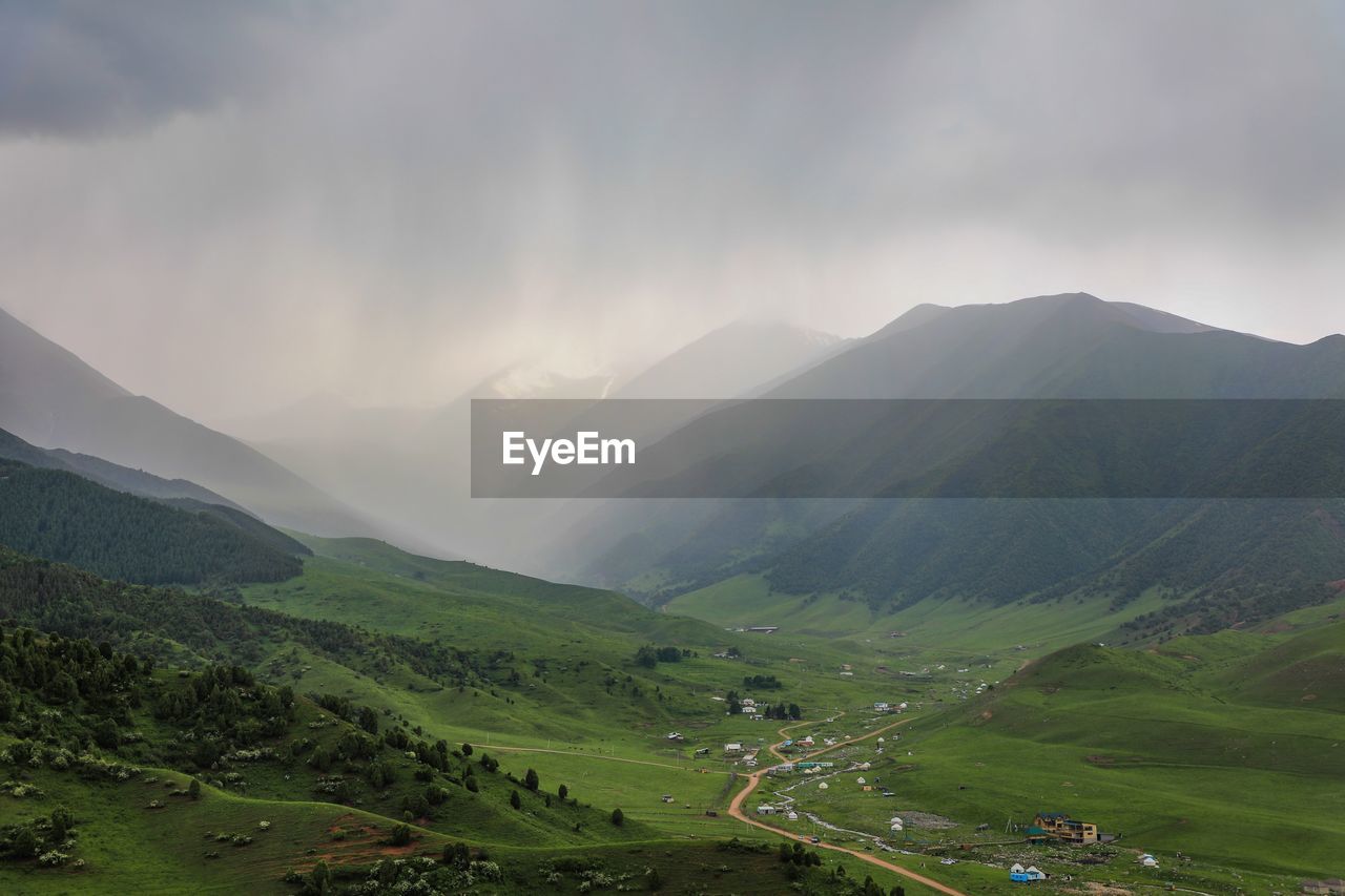 Clouds are going through the valley