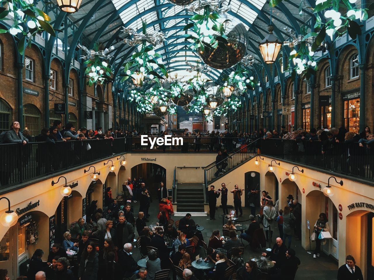 Crowd at covent garden market