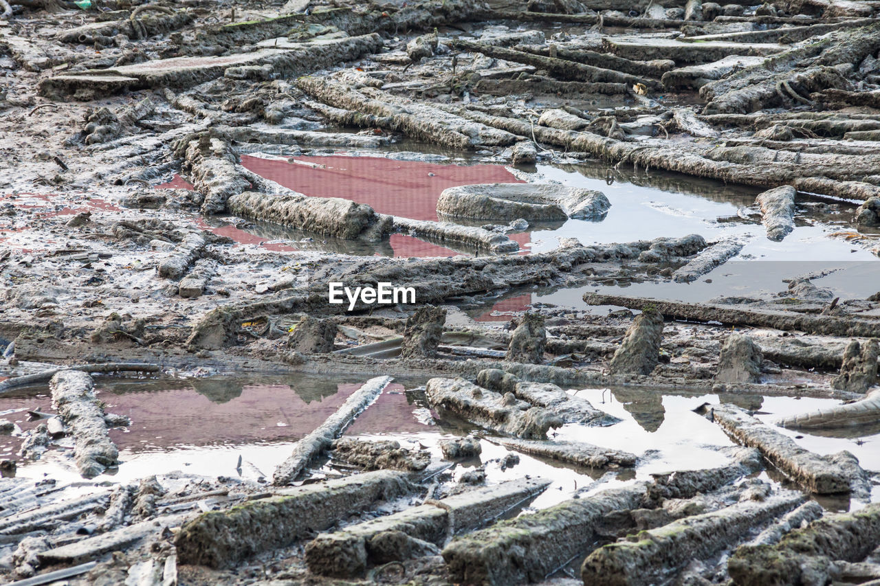 Aerial view of buildings and frozen lake in city